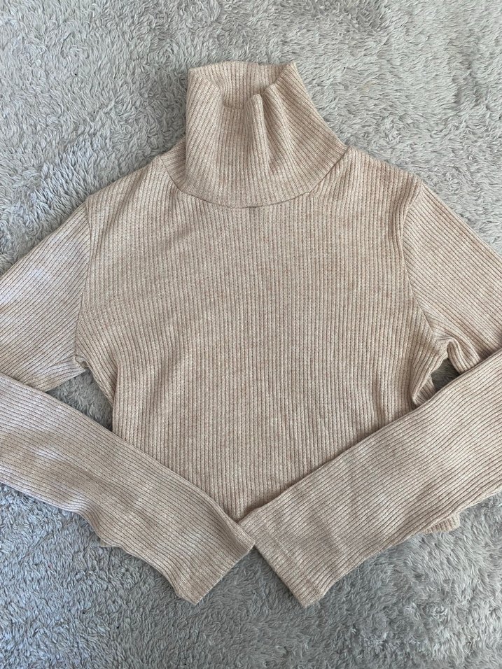 Bej Boğazlı Fitilli Triko Crop Hafif Simli - Görsel 2