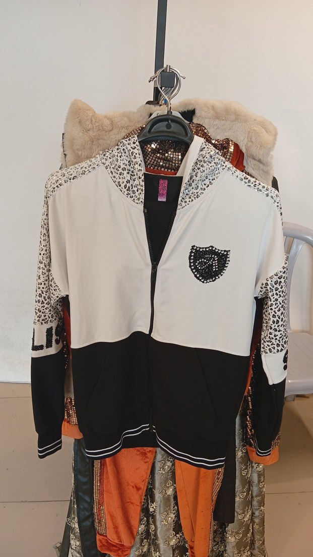 Kadın Parlak Kahverengi Payetli Süet Eşofman - Görsel 2