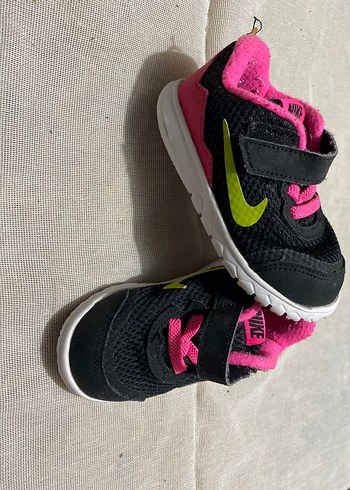 Kız Çocuk Siyah Pembe Nike Spor Ayakkabı - Görsel 2