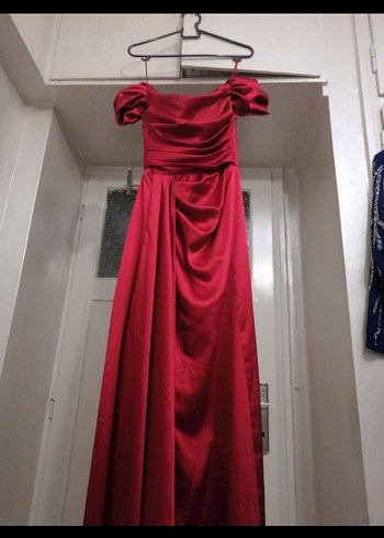Uzun Kırmızı Drapeli Straplez Abiye Elbise - Görsel 3