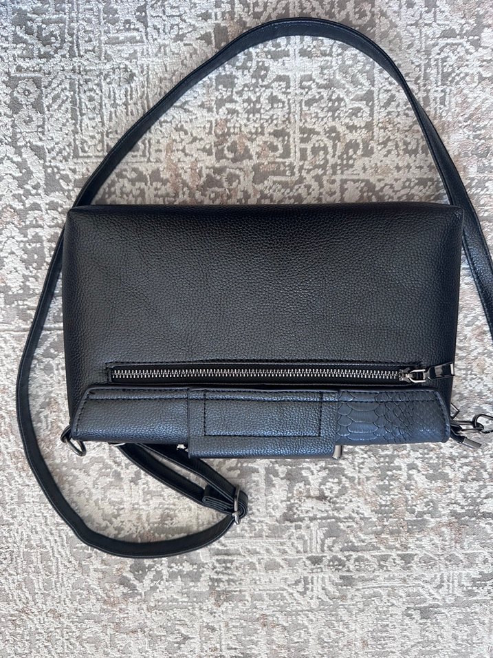 Siyah Yılan Desenli Deri Kadın Çanta - Görsel 2