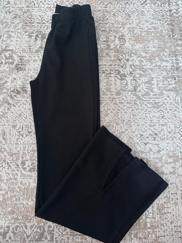 Siyah Yırtmaçlı Kadın İspanyol Paça Pantolon - Görsel 3