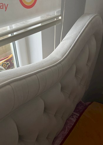 Nakışlı Beyaz ve Gri Yatak başlığı - Görsel 7