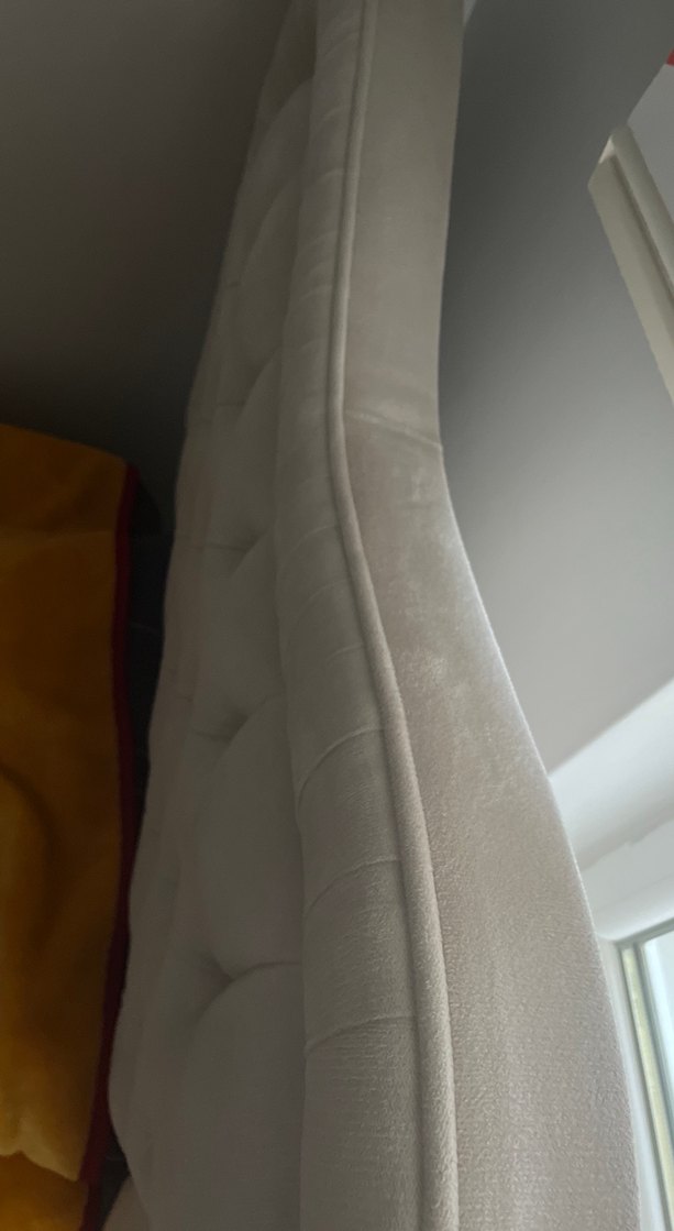 Nakışlı Beyaz ve Gri Yatak başlığı - Görsel 3