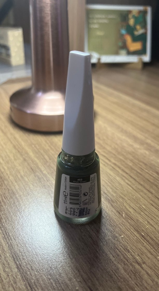 Flormar Koyu Yeşil Oje - Görsel 2