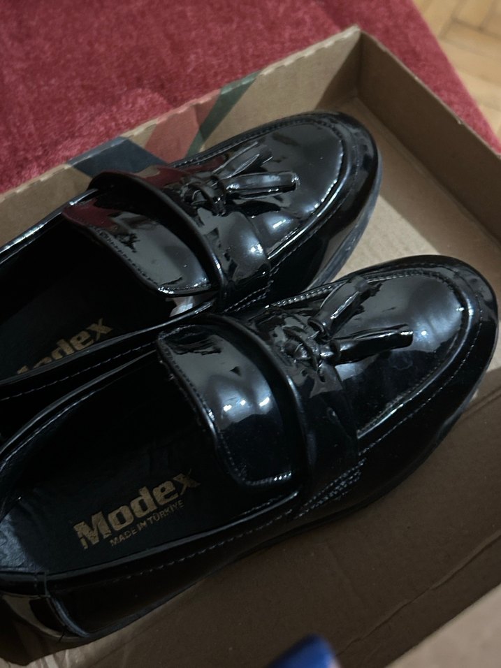 Siyah Kemerli Erkek Çocuk Özel Ayakkabı - Görsel 2