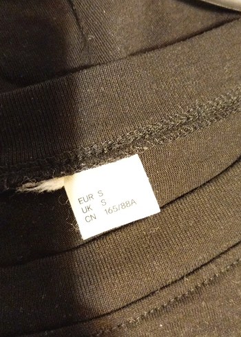 Siyah Kadın Kısa Kollu Crop - Görsel 3