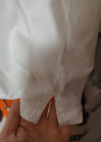 Düğmeli Beyaz Keten Hamile Bluzu - Görsel 2