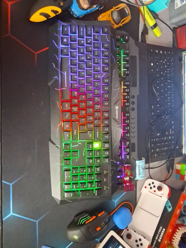 Renkli LED klavye - Görsel 5