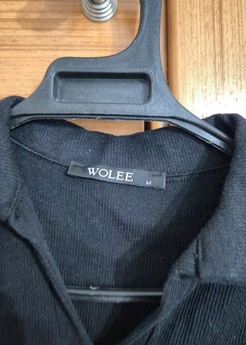 V Yaka Düğmeli Siyah Kadın Crop - Görsel 2