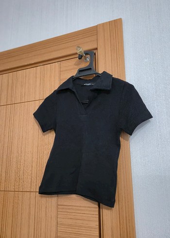 V Yaka Düğmeli Siyah Kadın Crop - Görsel 4