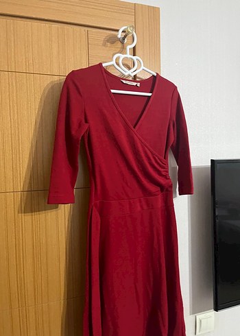Kırmızı V Yaka Midi Triko Elbise - Görsel 4