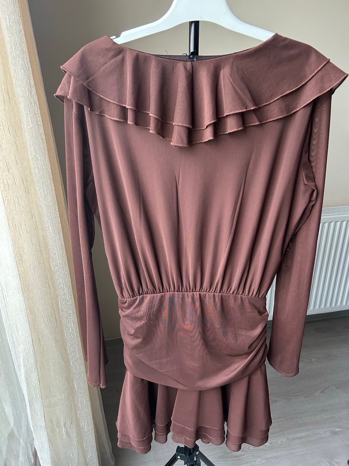 Kahverengi kollar şifon mini elbise - Görsel 3