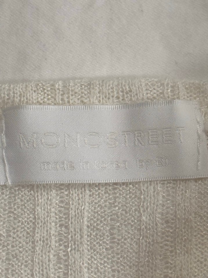 Kore stili asimetrik omzu düşük üst - Görsel 3