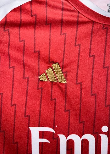 Arsenal isimsiz forma - Görsel 2