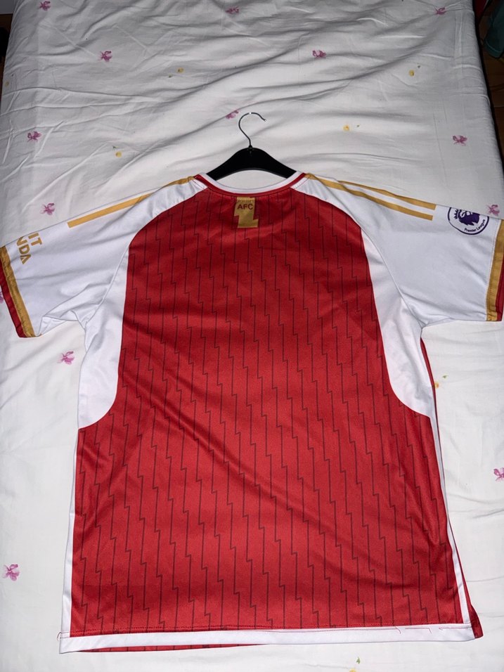 Arsenal isimsiz forma - Görsel 3