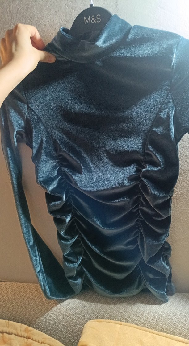 Siyah Drapeli Yüksek Yakalı Kadın Bluz - Görsel 2