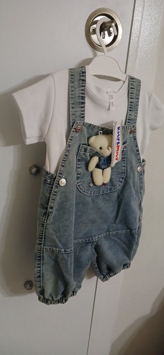 Renkli Baskılı Düğmeli Mavi Denim Erkek Çocuk Tulum - Görsel 3