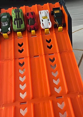 Renkli Yarış Pisti ve Sayı Oyuncak Seti - Görsel 3