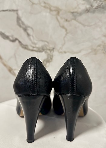 Siyah Yılan Desenli Pliseli Stiletto - Görsel 3