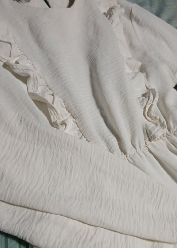 Beyaz Fırfırlı Elbise - Görsel 2