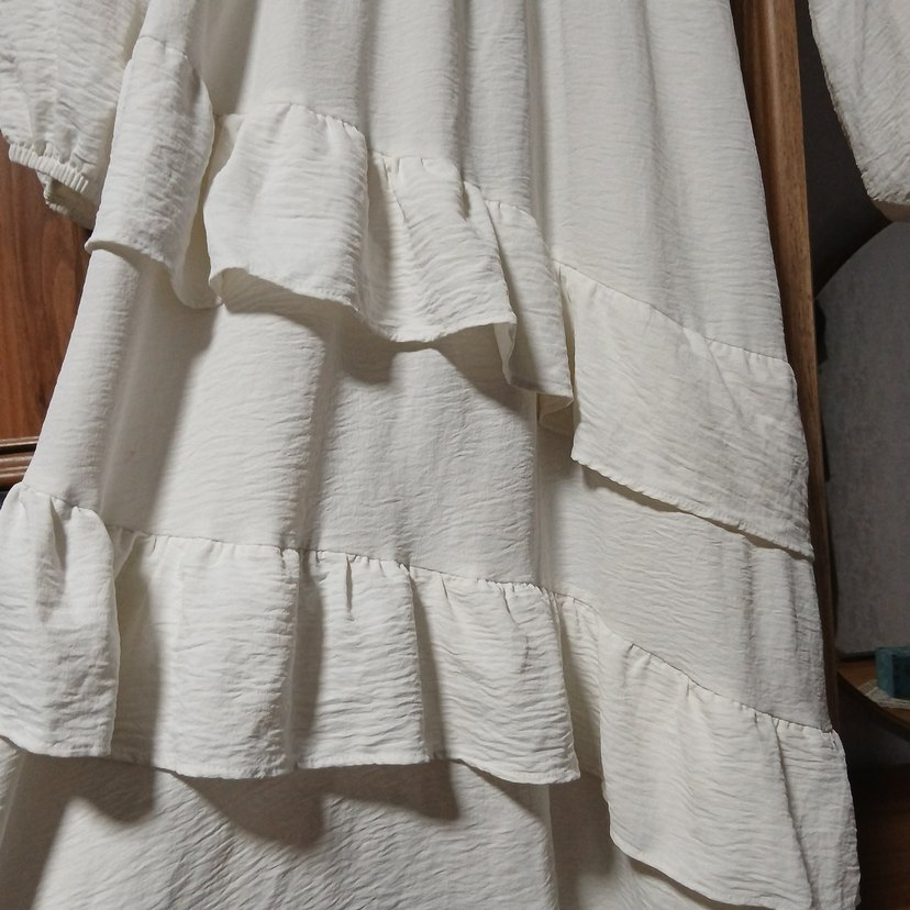 Beyaz Fırfırlı Elbise - Görsel 4