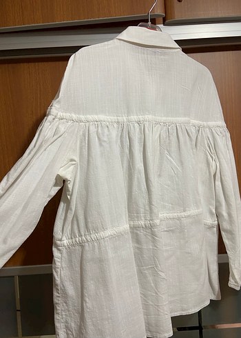 Düğmeli Beyaz Keten Kadın Gömlek - Görsel 4