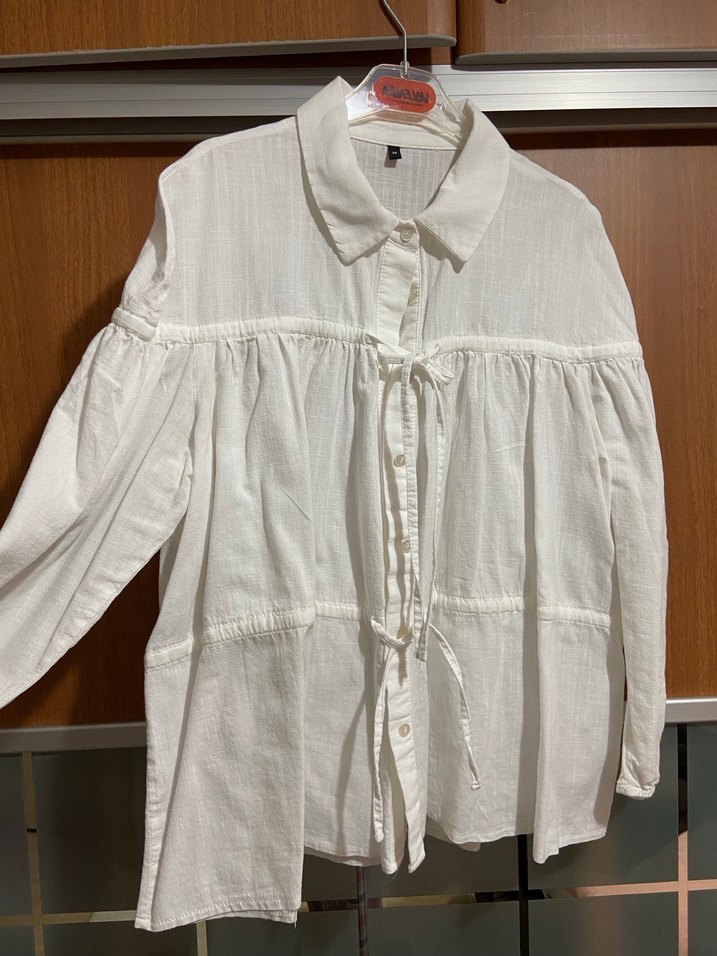 Düğmeli Beyaz Keten Kadın Gömlek - Görsel 2