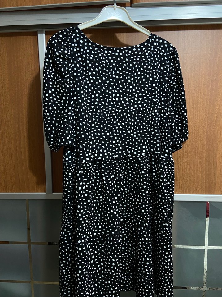 Siyah Puantiyeli Uzun Salaş Elbise - Görsel 3