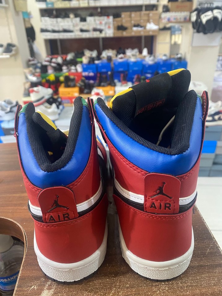 Renkli Air Jordan Basketbol Ayakkabısı - Görsel 3