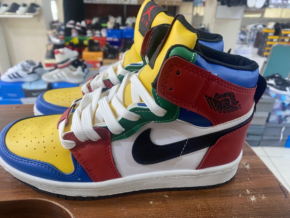 Renkli Air Jordan Basketbol Ayakkabısı - Görsel 4