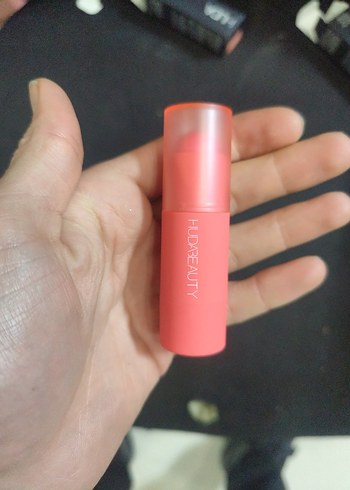 HUDABEAUTY Pembe Pastel Allık Stick - Görsel 2