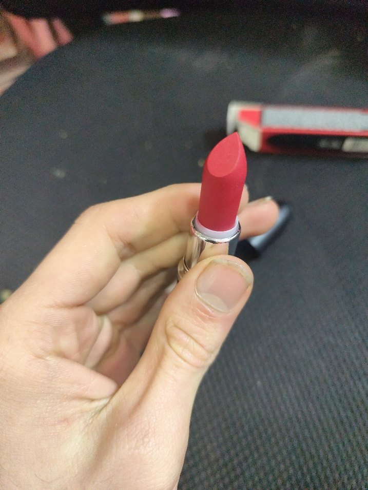 MAC Renkli Kırmızı Ruj - Görsel 2