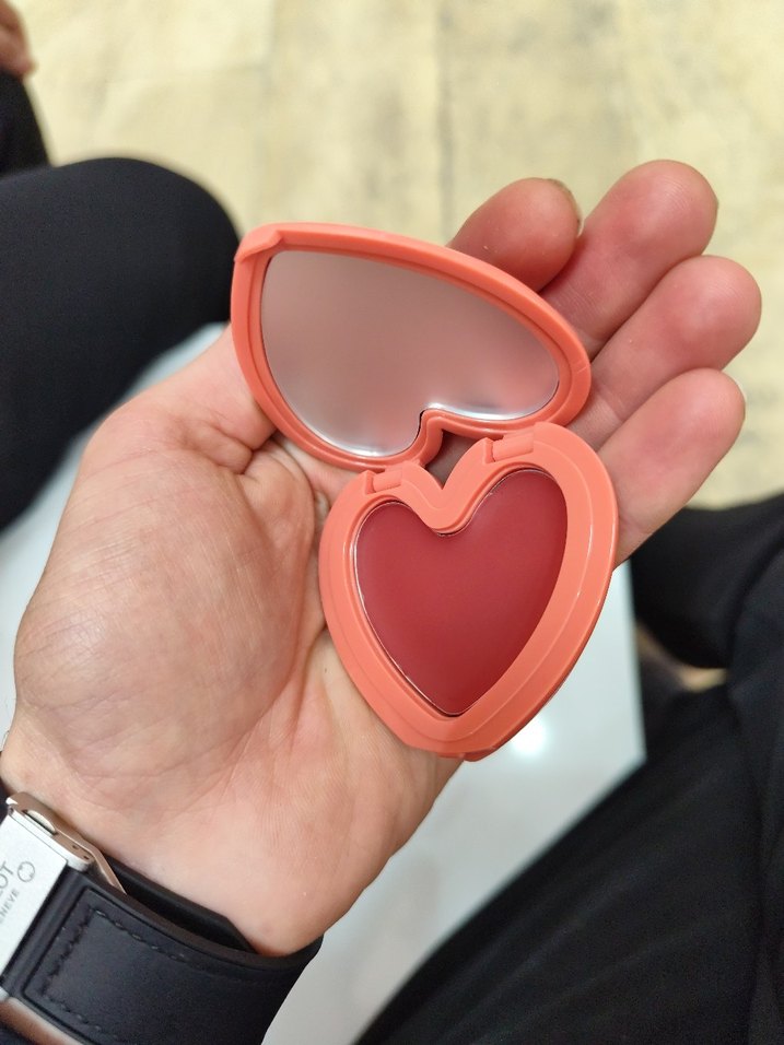 SHEGLAM Kalp Şeklinde Pembe Allık - Görsel 4