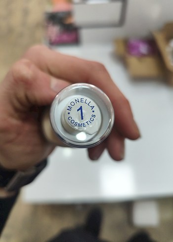 Monella 50ml Açık Bej Fondöten - Görsel 2