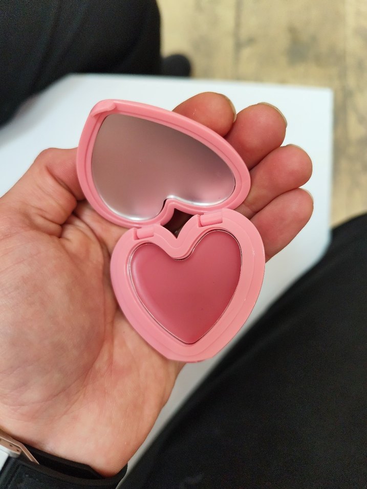 SHEGLAM Kalp Şekilli Pembe Allık - Görsel 4