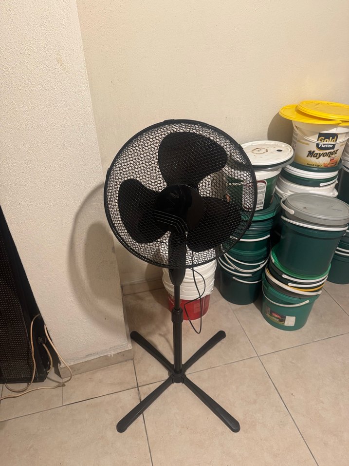 Siyah Ayaklı Vantilatör - Görsel 2