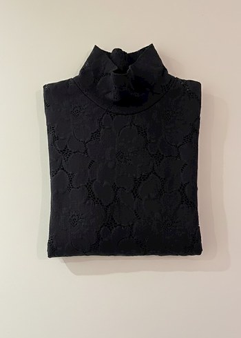 Mudo Dantel İşlemeli Siyah Balıkçı Yaka Bluz - Görsel 2