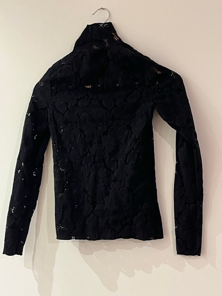 Mudo Dantel İşlemeli Siyah Balıkçı Yaka Bluz - Görsel 3