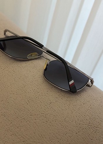 Tommy unsx güneş gözlüğü - Görsel 2