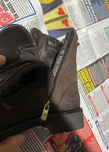 Kahverengi Tokalı Kauçuk Bot - Görsel 2