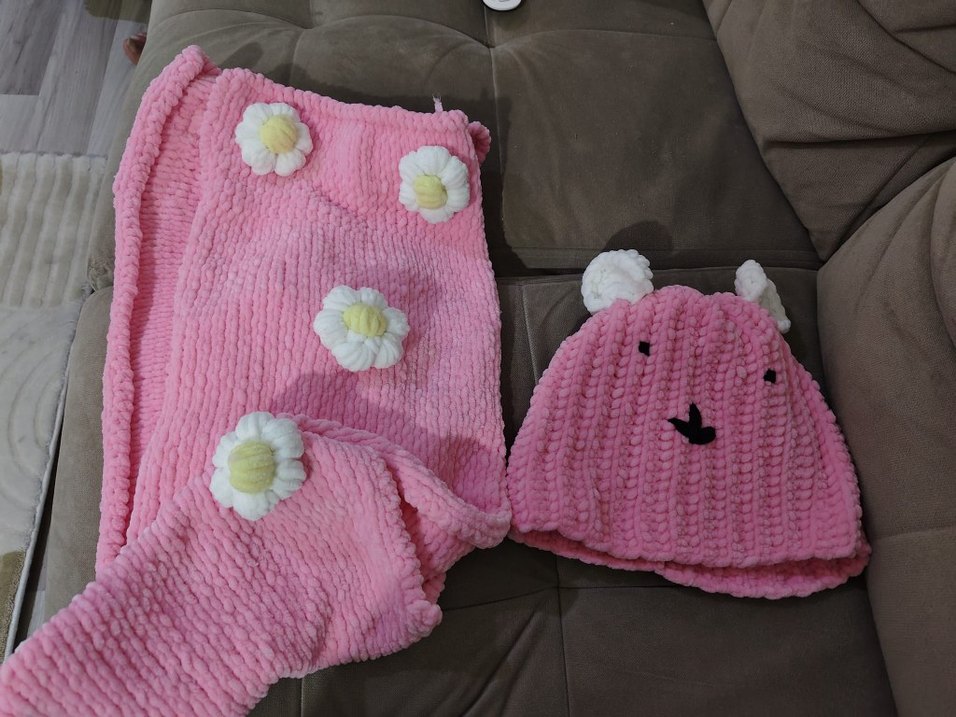 Pembe Nakışlı Örgü Çocuk Bere ve Atkı Seti - Görsel 3