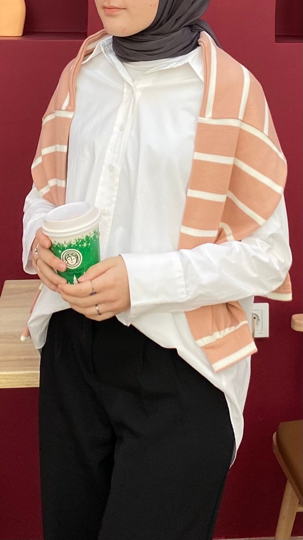 Kadın Beyaz Gömlek - Görsel 2