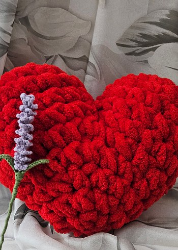 Kırmızı Peluş Kalp Yastık - Görsel 2