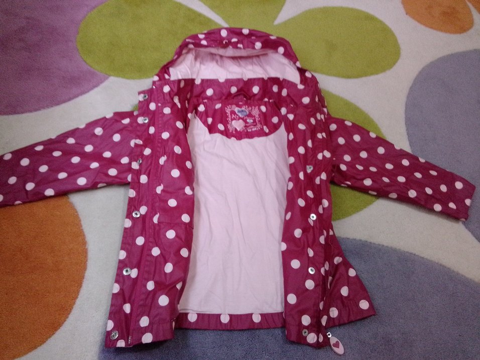 Kız Çocuk Puanlı Kapüşonlu Yağmurluk - Görsel 2