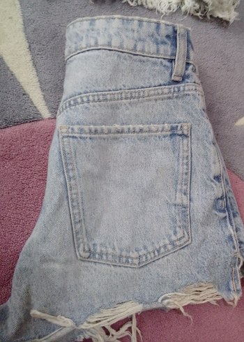 Düğmeli Mavi Mini Kot Şort - Görsel 2