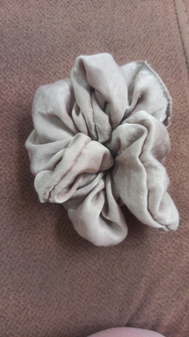 Bej Keten Elastik Saç Tokası - Görsel 3