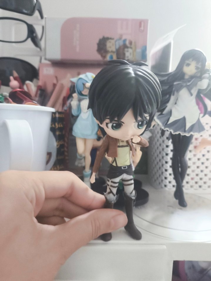 attack on Titan figür - Görsel 4