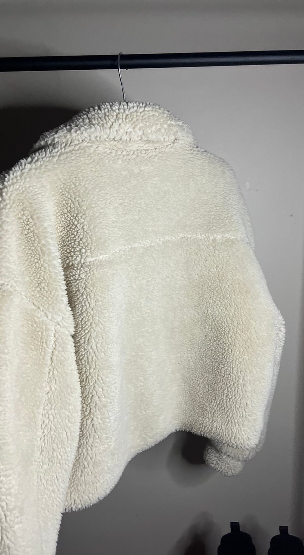 Leopar Desenli Beyaz Kadın Peluş Ceket - Görsel 3