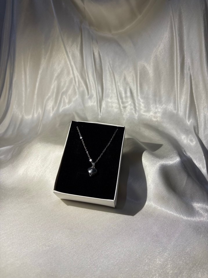 Gri Mini Kareli Zincir Detaylı Kadın Kolye - Görsel 2